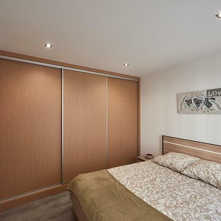 A L'Ombre Du Pin "6" - Bright T2 Near Disneyland And Paris, 1-4 Guests Le Pin  Exterior photo